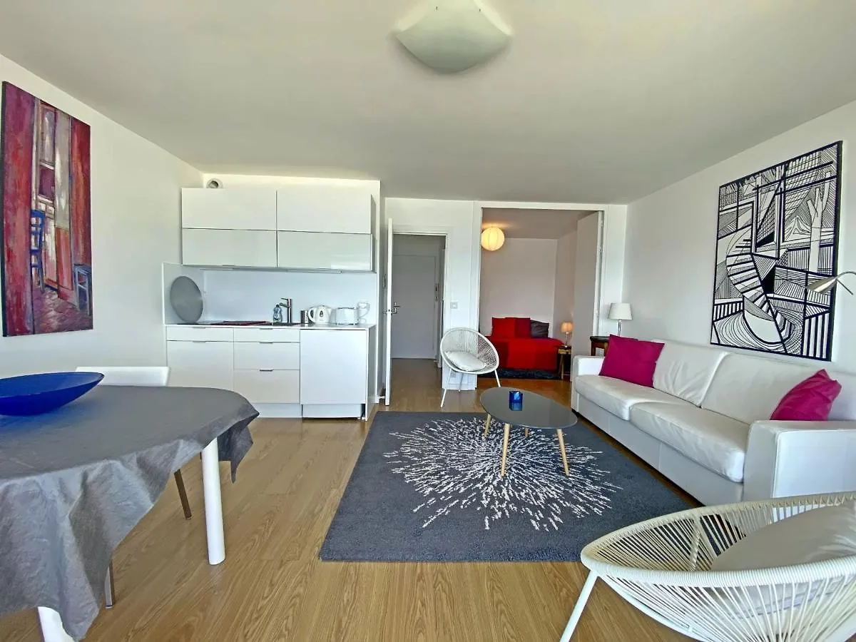 Larmor-Plage T1 Bis Avec Terrasse Et Garage - Fr-1-349-190 Apartment